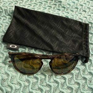 Oakley Pitchman R glasses